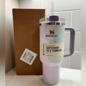 BNIB Stanley 40 oz Tumbler in Dusk 🎯 Exclusive